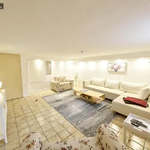 Apartment Großzügige Und Gemütliche 2 Nahe Alz Und Chiemsee